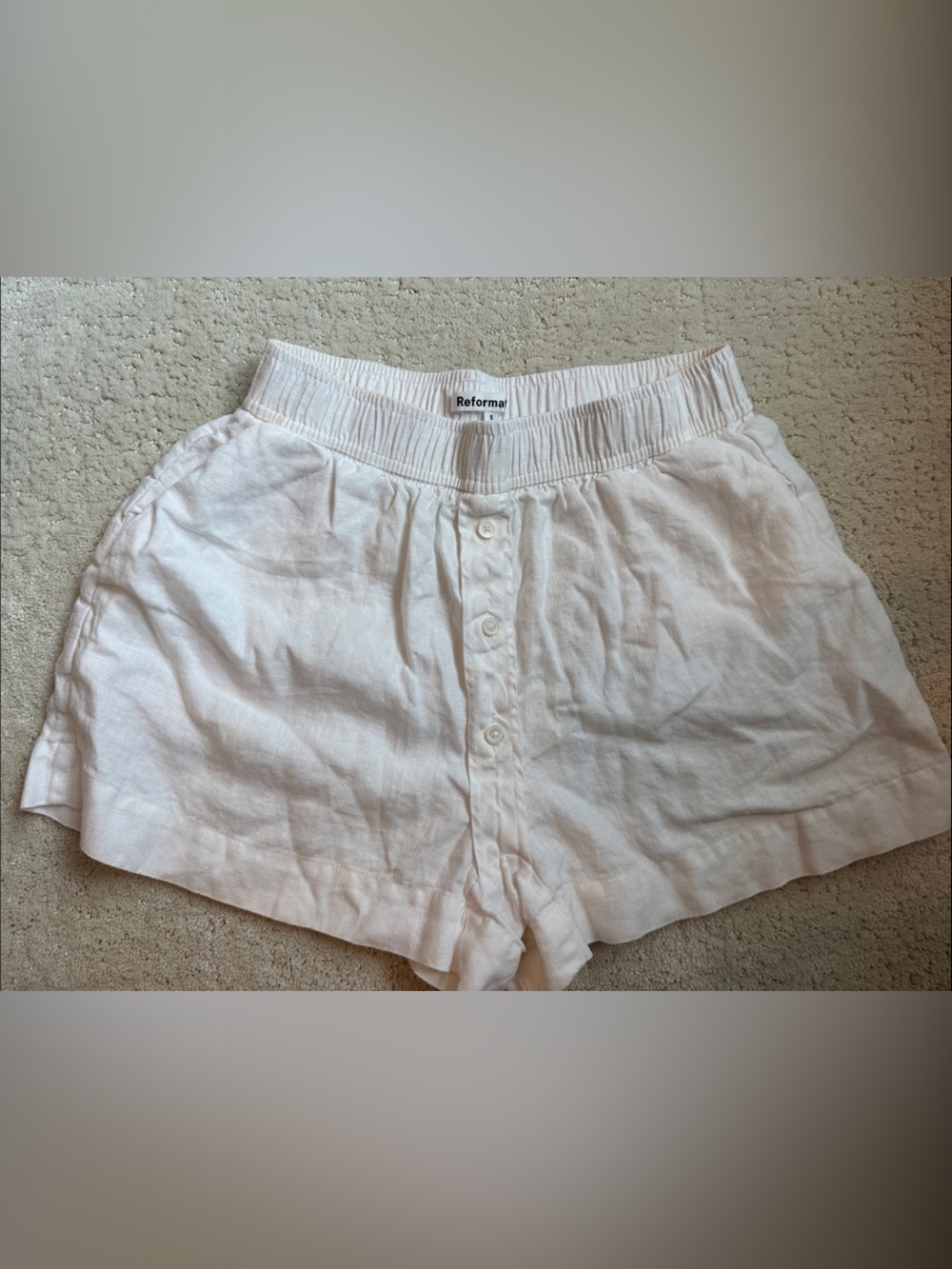 Reformation White Button-Front Linen Shorts size small